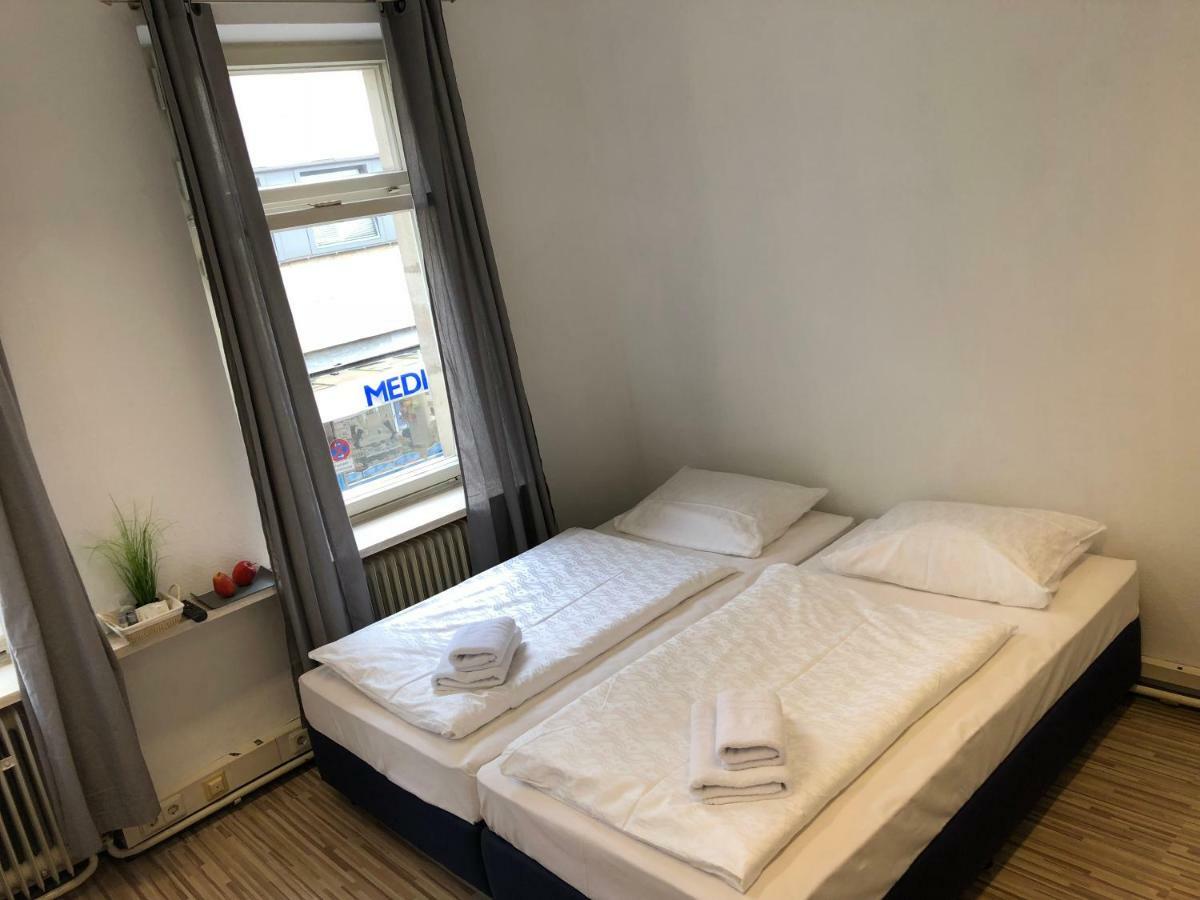 Downtown City - Privaterooms Fürth 외부 사진